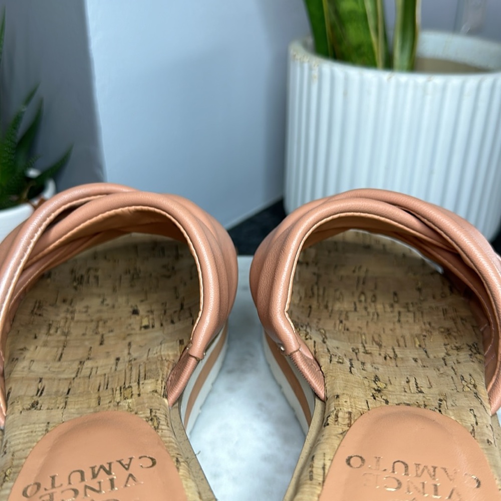 Vince Camuto Sandals - Picture 7 of 8